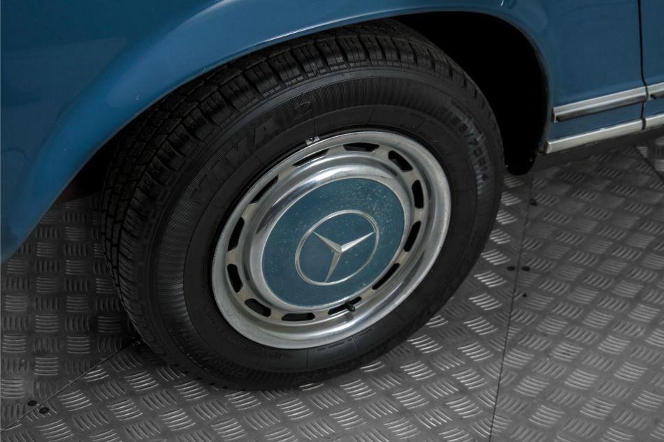 1969 Mercedes - Benz 280