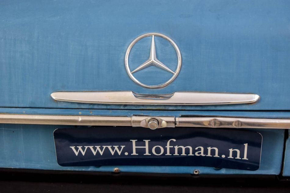 1976 Mercedes - Benz 300d