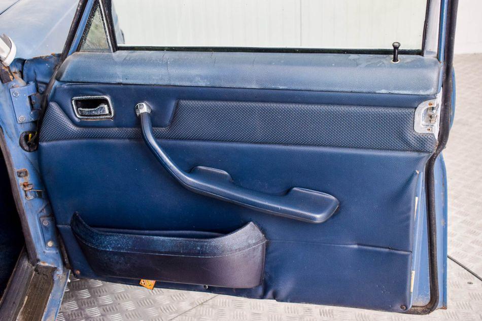 1976 Mercedes - Benz 300d