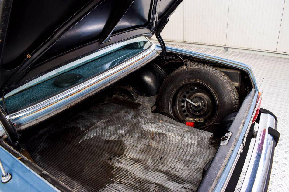 1976 Mercedes - Benz 300d