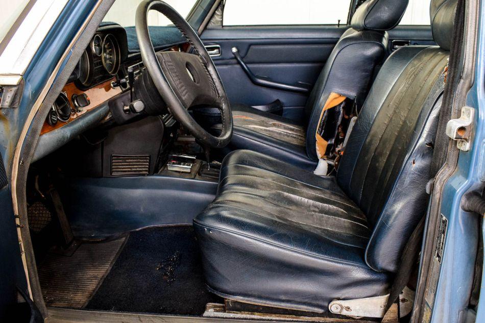 1976 Mercedes - Benz 300d