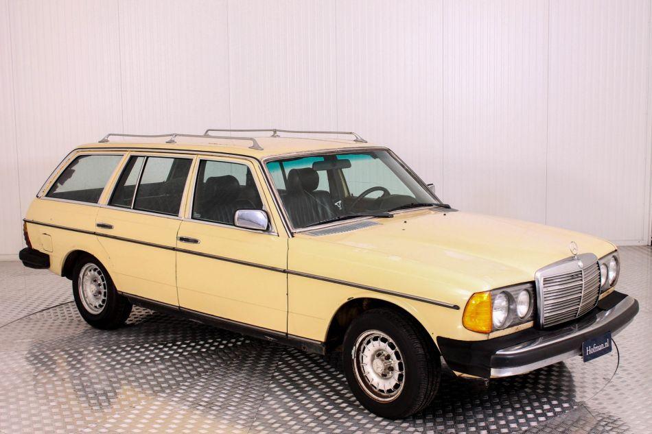 1979 Mercedes - Benz 200-serie