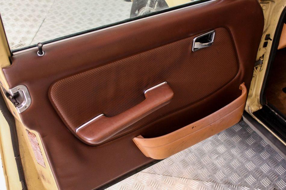 1979 Mercedes - Benz 200-serie