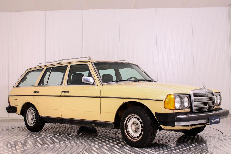 1979 Mercedes - Benz 200-serie