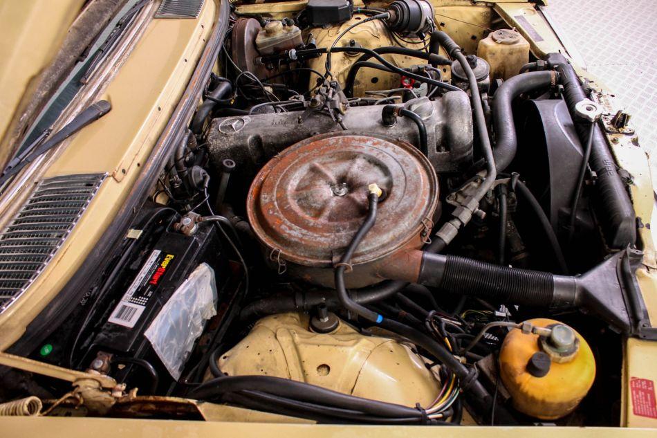 1979 Mercedes - Benz 200-serie