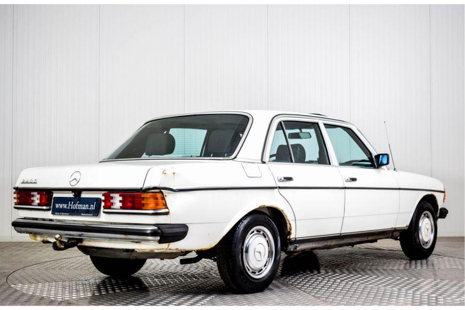 1982 Mercedes - Benz 240 D