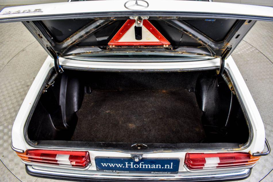 1982 Mercedes - Benz 240 D