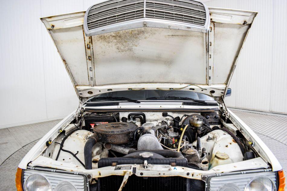 1982 Mercedes - Benz 240 D