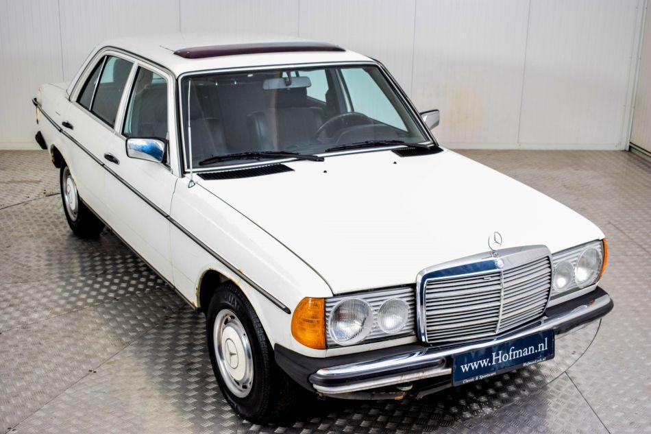 1982 Mercedes - Benz 240 D