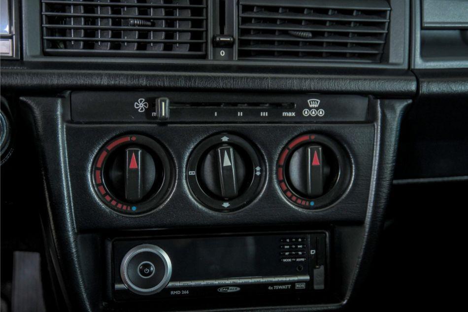 1985 Mercedes - Benz 190