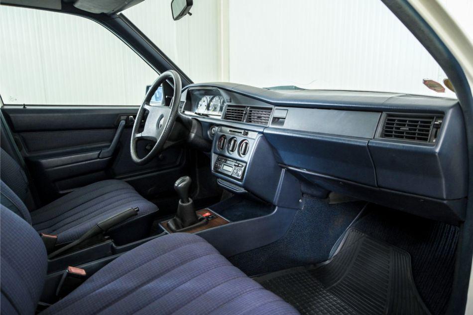 1985 Mercedes - Benz 190D 2.0