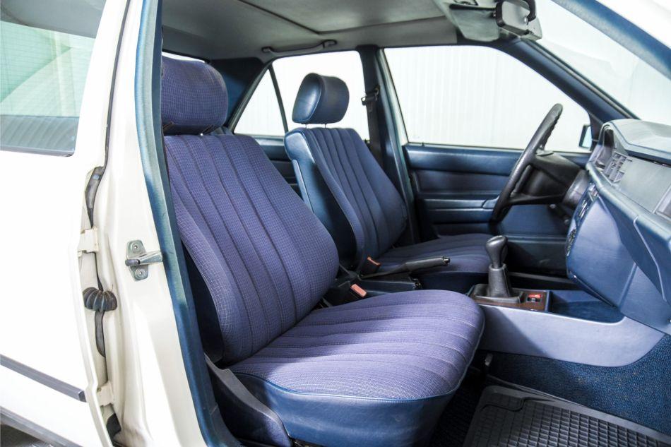 1985 Mercedes - Benz 190D 2.0