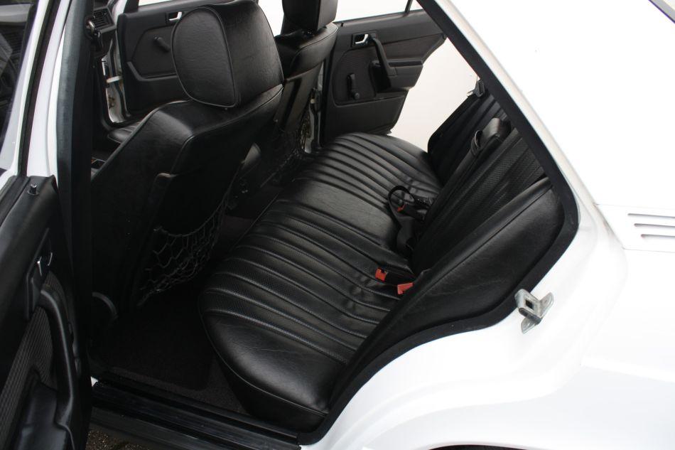 1986 Mercedes - Benz 190D