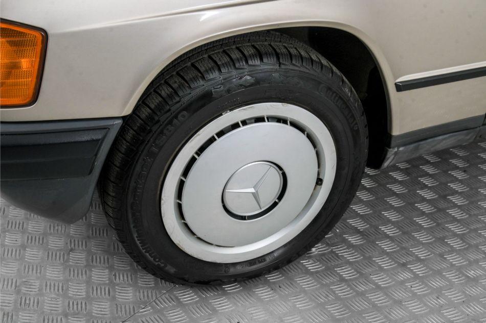 1986 Mercedes - Benz 190