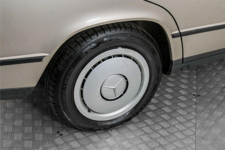 1986 Mercedes - Benz 190