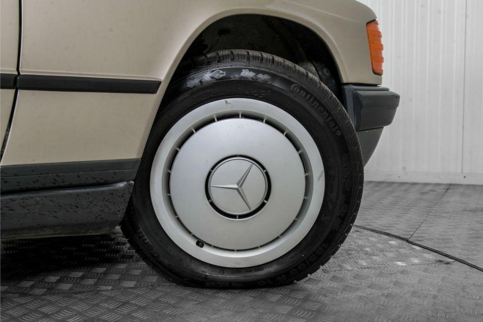 1986 Mercedes - Benz 190