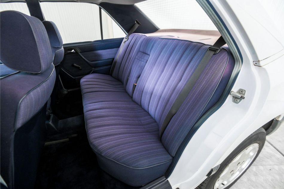 1986 Mercedes - Benz E-Klasse