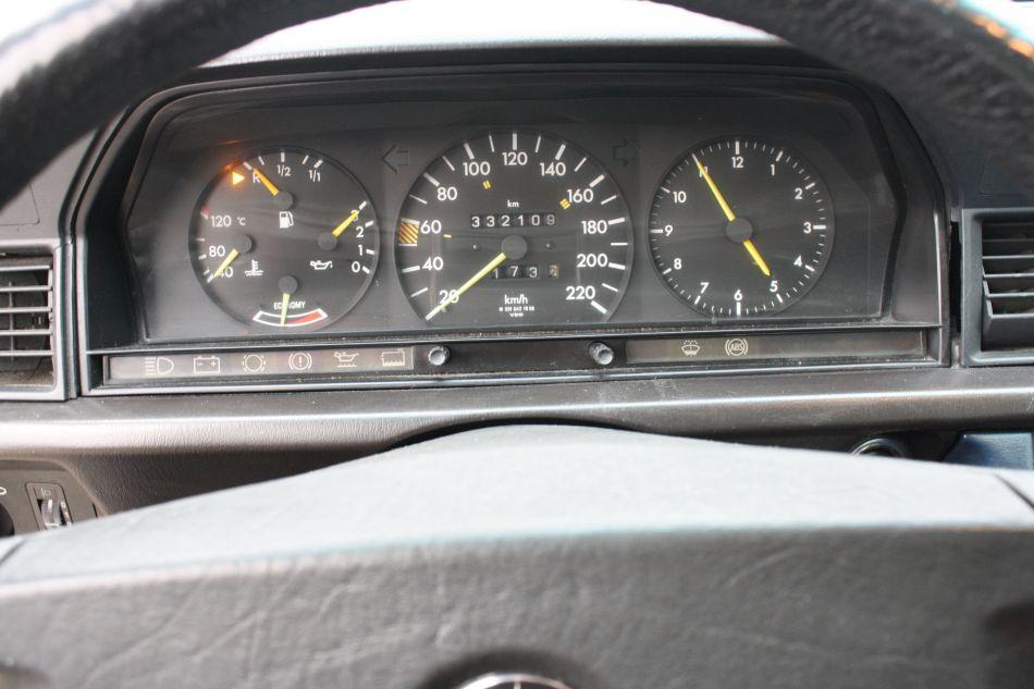 1986 Mercedes - Benz 190