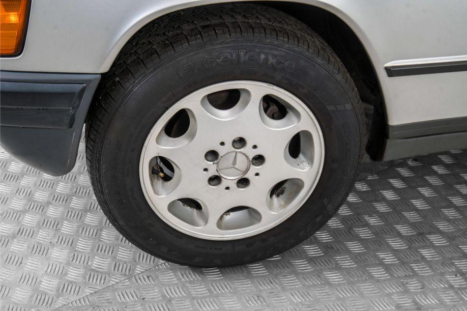 1986 Mercedes - Benz 190