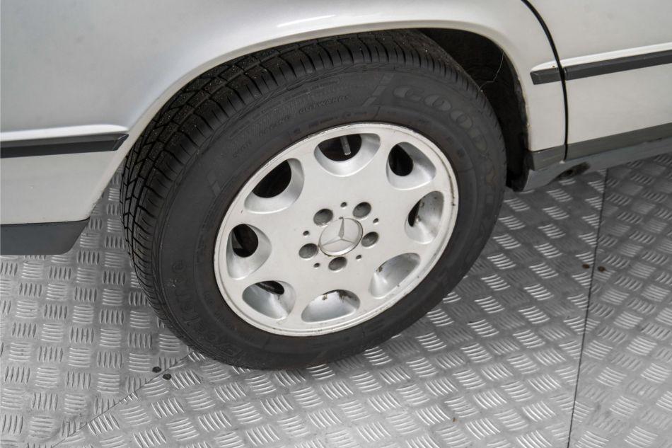 1986 Mercedes - Benz 190