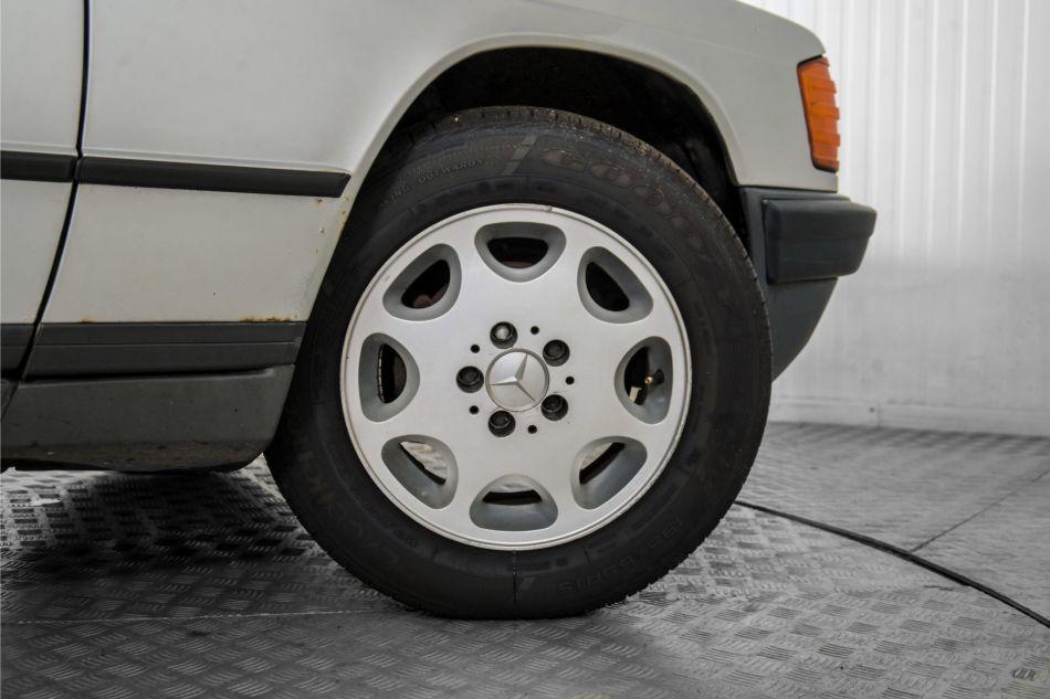 1986 Mercedes - Benz 190