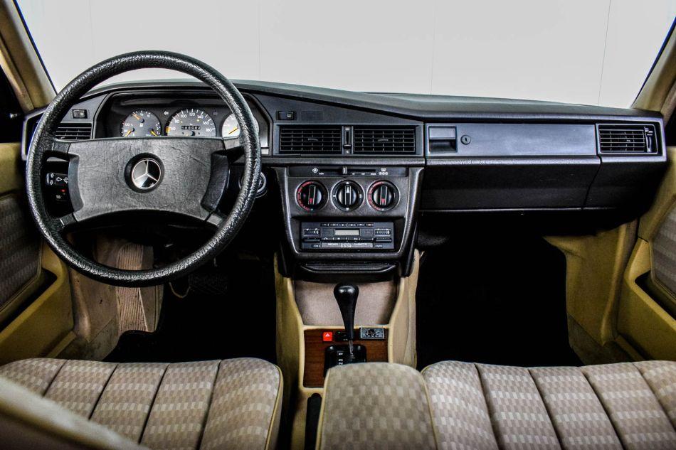 1989 Mercedes - Benz 190D 2.5 turbo Diesel