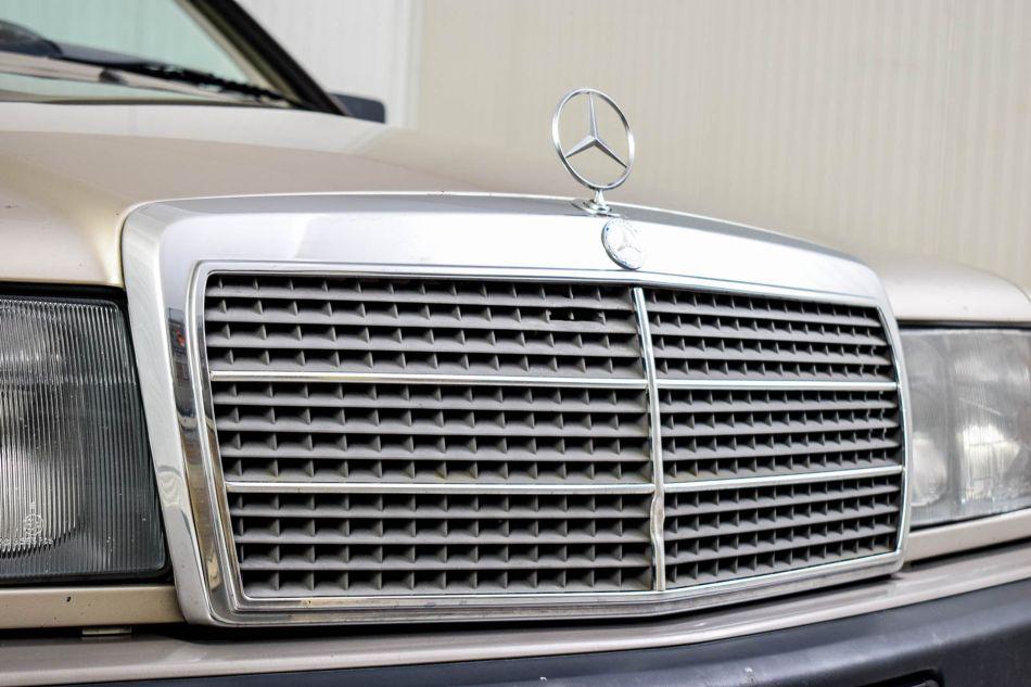 1989 Mercedes - Benz 190D 2.5 turbo Diesel