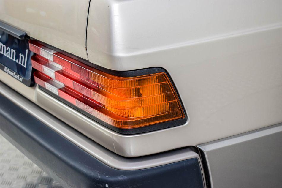 1989 Mercedes - Benz 190D 2.5 turbo Diesel