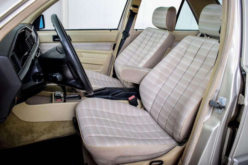 1989 Mercedes - Benz 190D 2.5 turbo Diesel