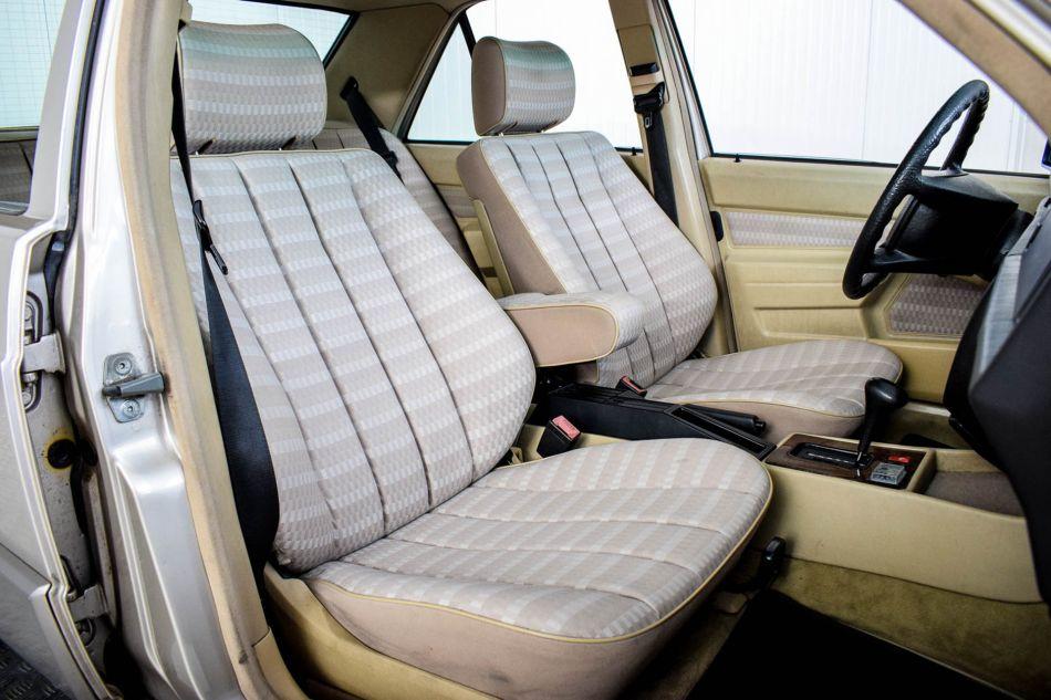 1989 Mercedes - Benz 190D 2.5 turbo Diesel