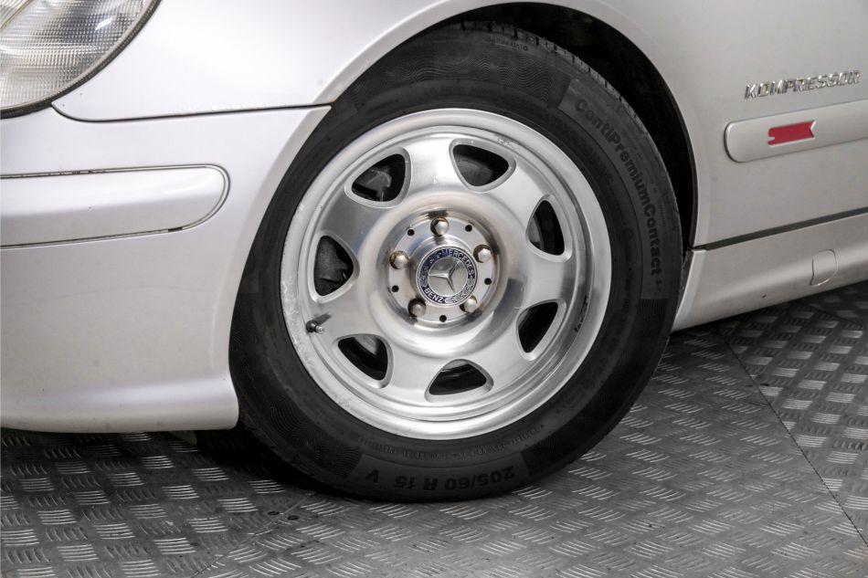 2000 Mercedes - Benz SLK