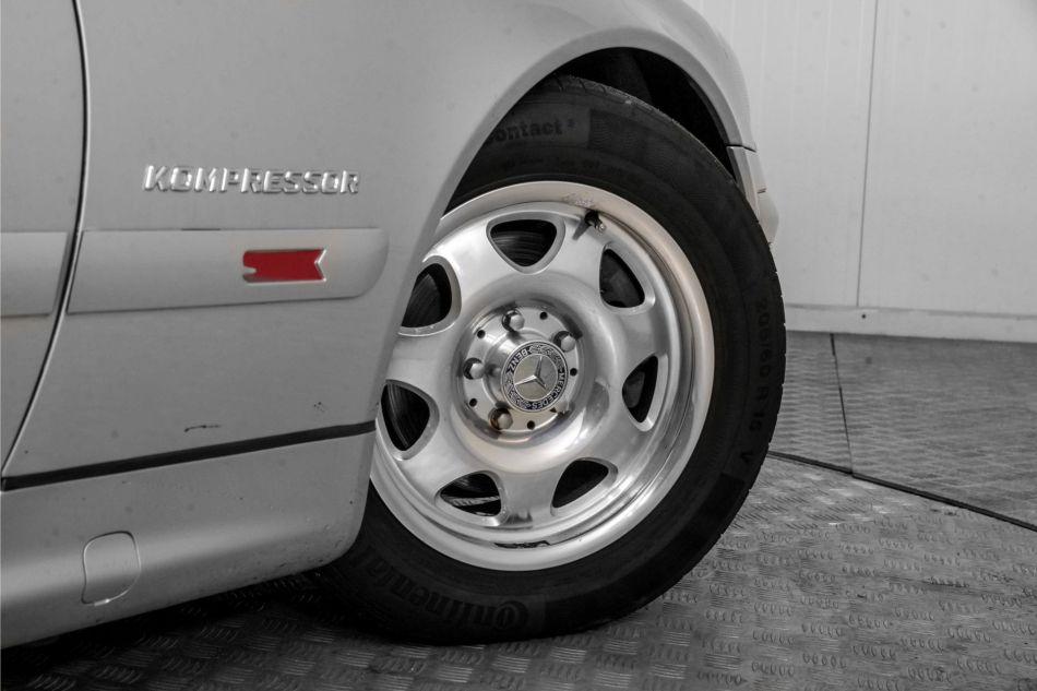 2000 Mercedes - Benz SLK