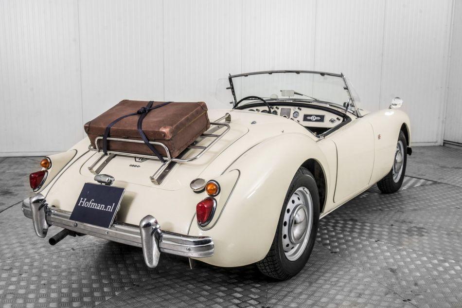 1961 MG MGA