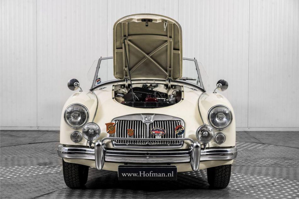 1961 MG MGA