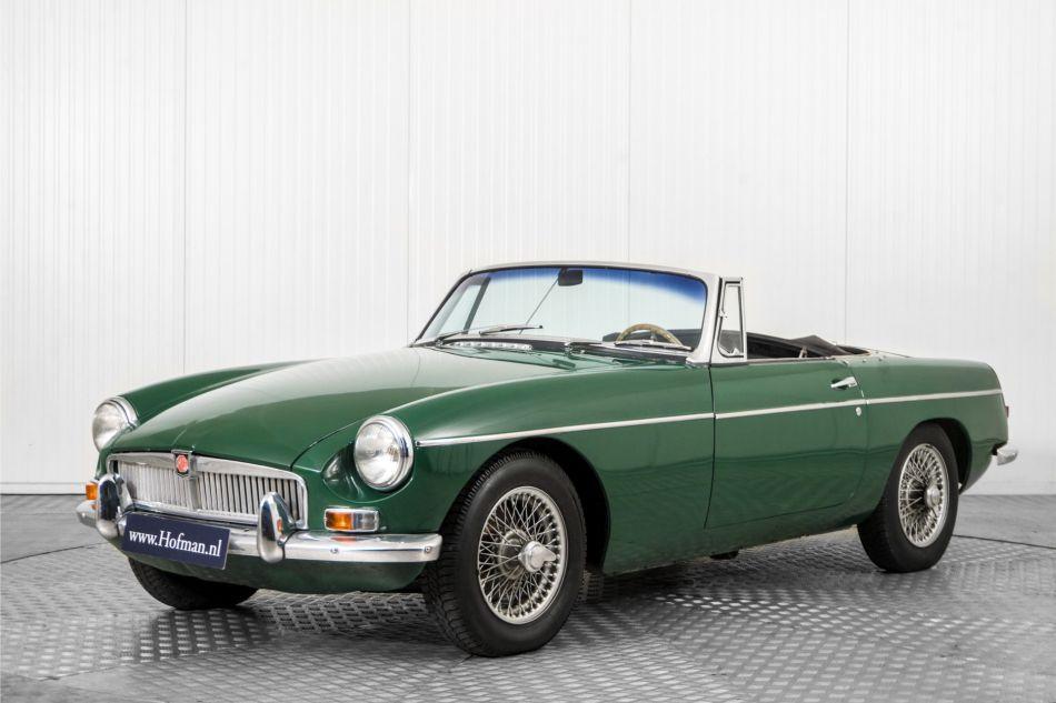 1965 MG B MGB 1.8 met overdrive , spaakwielen