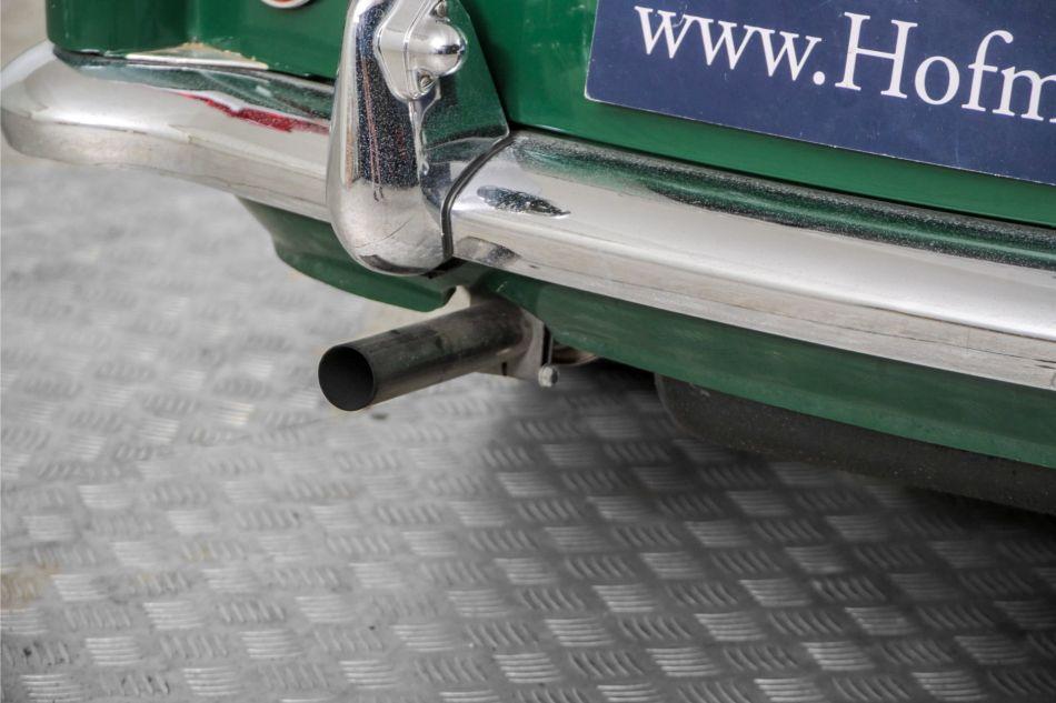 1965 MG B MGB 1.8 met overdrive , spaakwielen