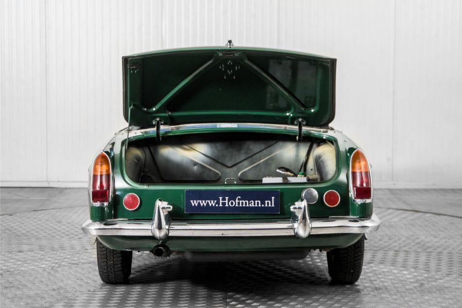 1965 MG B MGB 1.8 met overdrive , spaakwielen