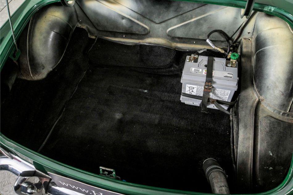 1965 MG B MGB 1.8 met overdrive , spaakwielen