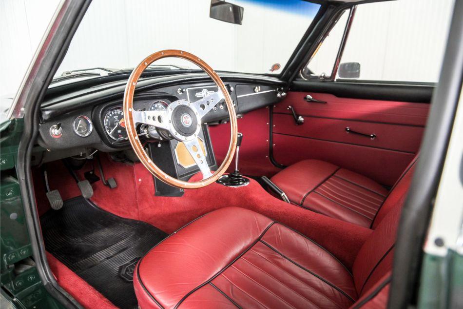 1966 MG BGT MGB GT