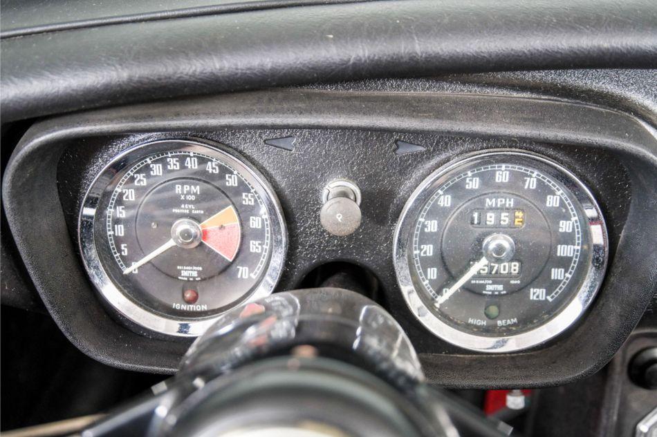 1966 MG B MGB overdrive chroom spaakwielen