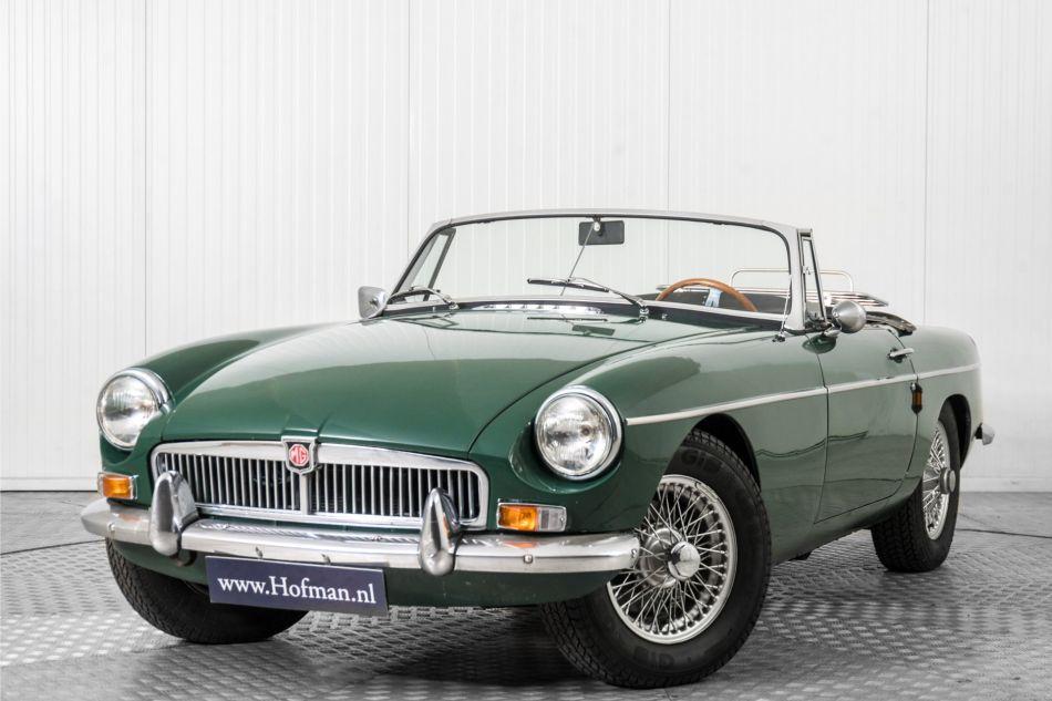 1967 MG B
