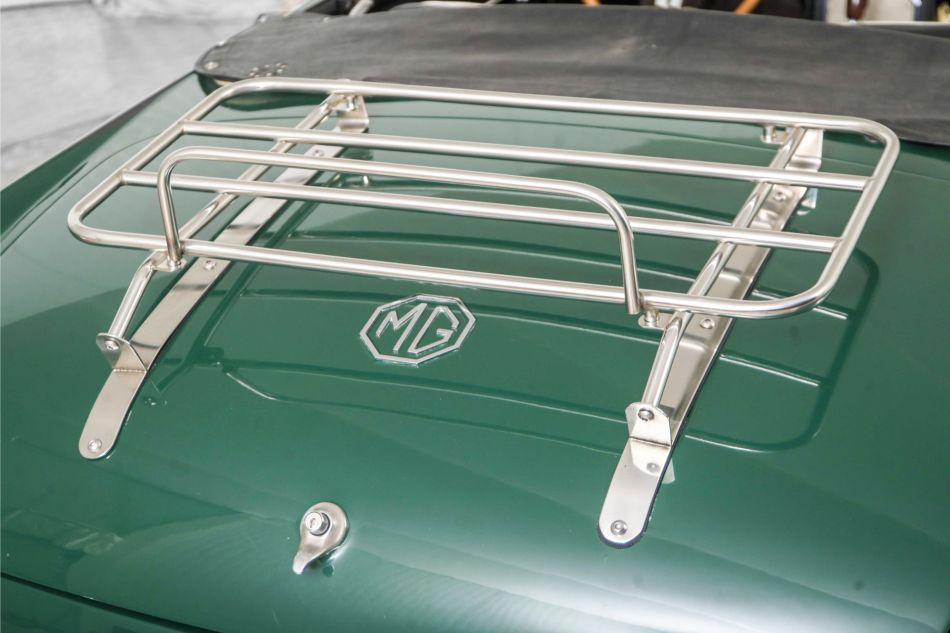 1967 MG B