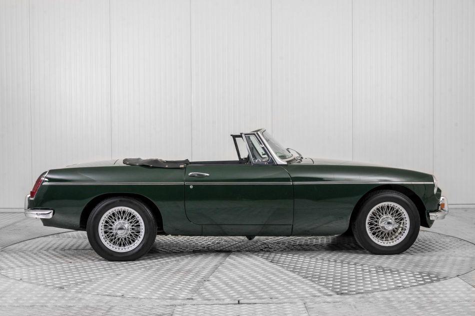 1968 MG B