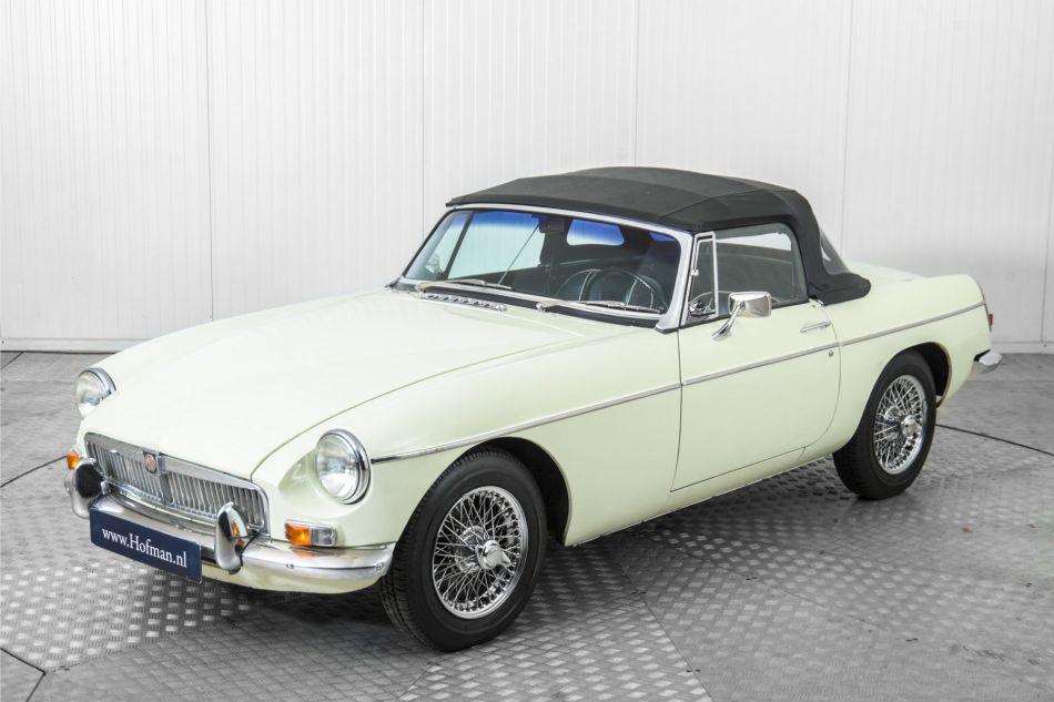 1968 MG B