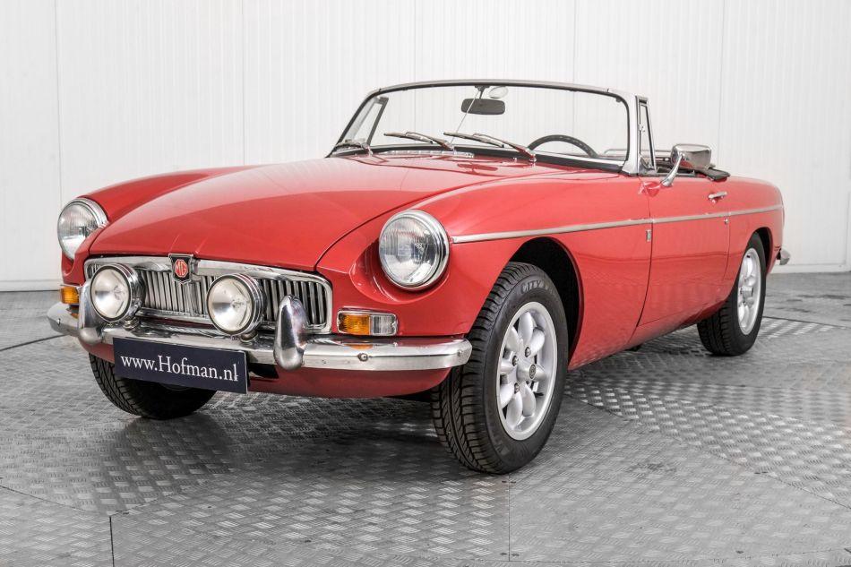 1971 MG B