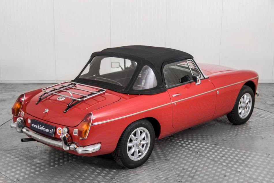 1971 MG B
