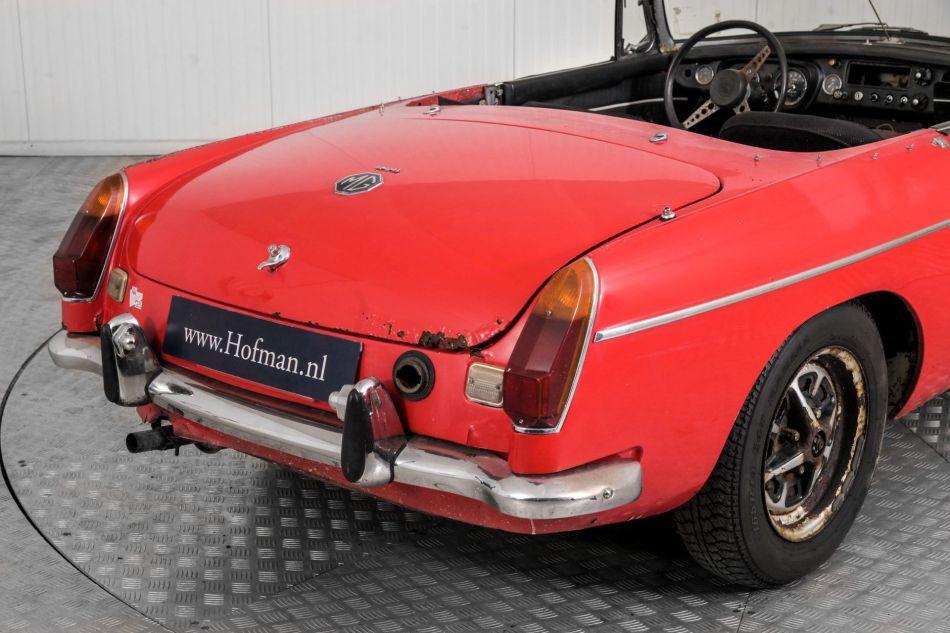 1971 MG B