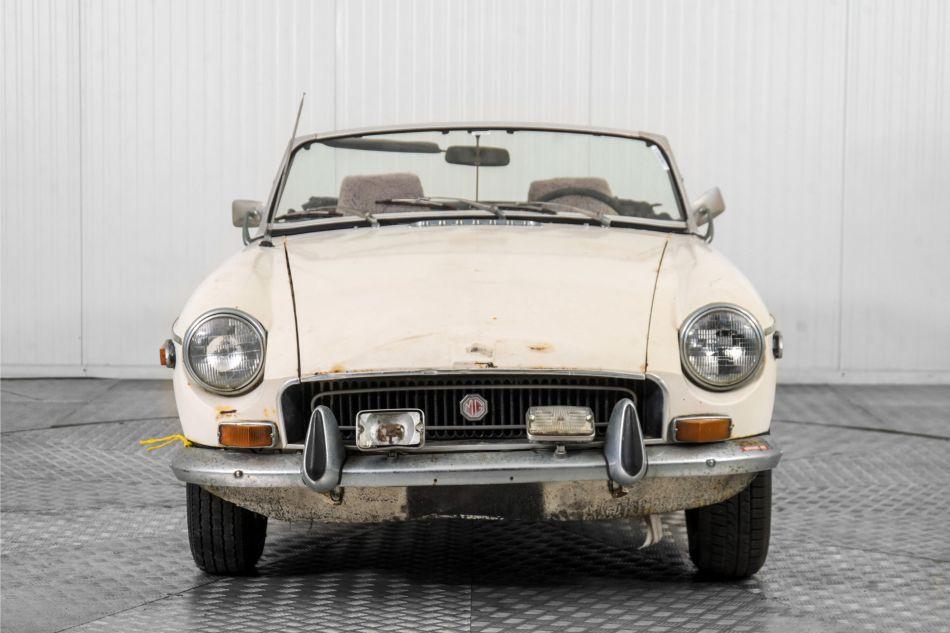 1971 MG B