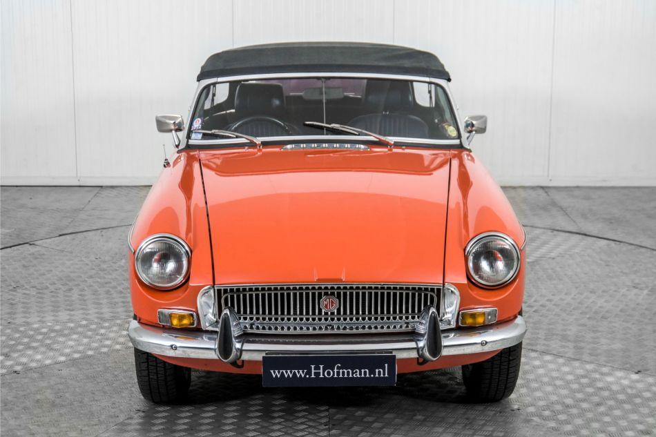 1972 MG B MGB