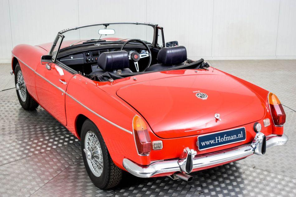 1973 MG B